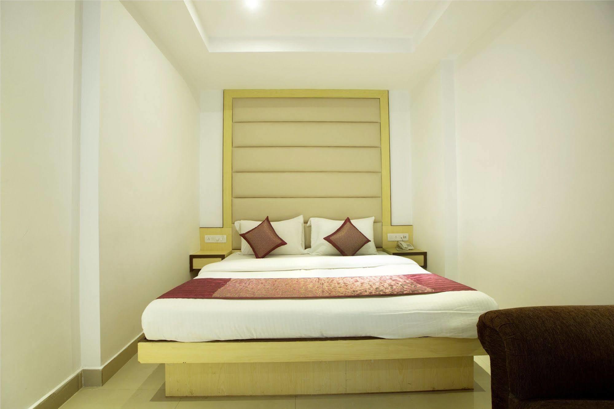 Itsy By Treebo - Baba Residency Hotel New Delhi Eksteriør billede