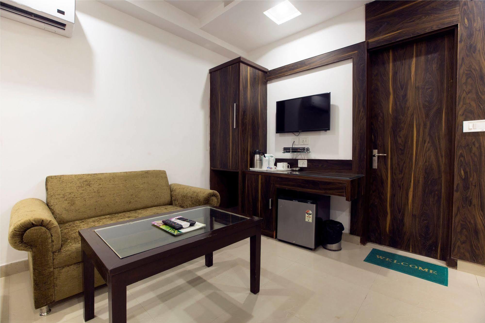 Itsy By Treebo - Baba Residency Hotel New Delhi Eksteriør billede