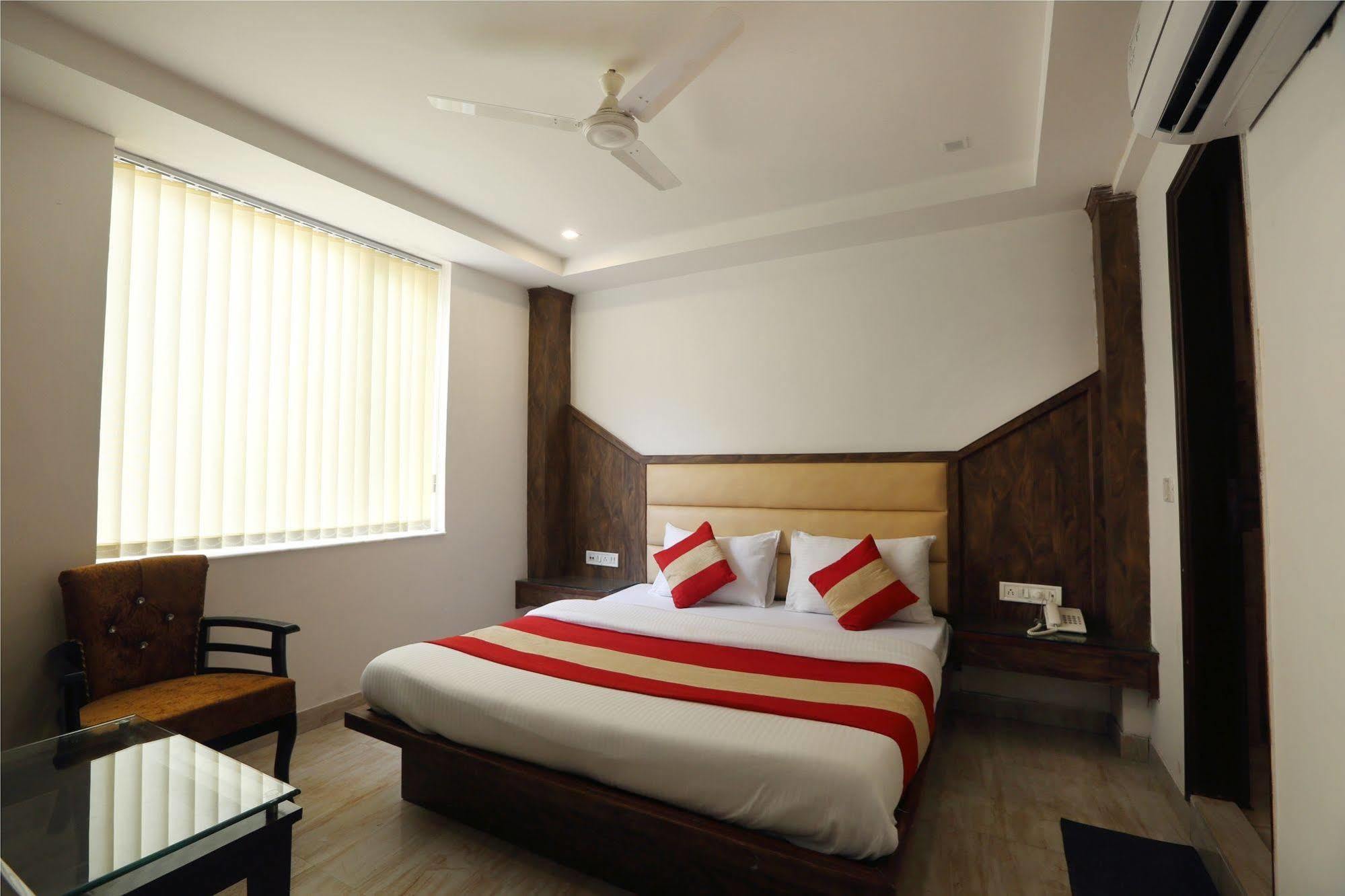 Itsy By Treebo - Baba Residency Hotel New Delhi Eksteriør billede