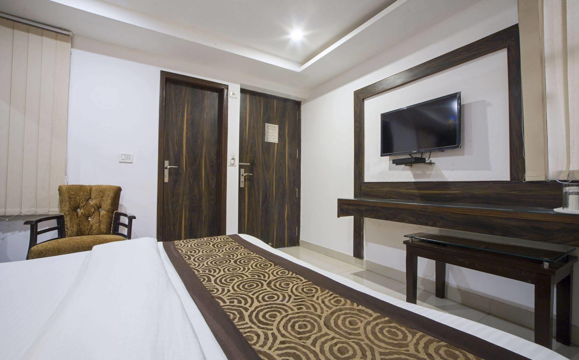 Itsy By Treebo - Baba Residency Hotel New Delhi Eksteriør billede