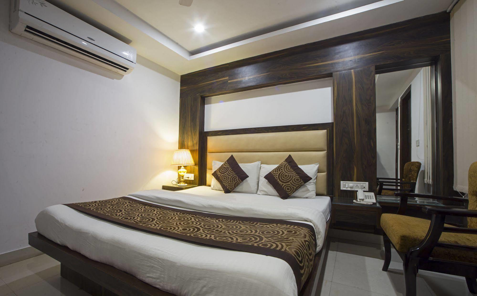 Itsy By Treebo - Baba Residency Hotel New Delhi Eksteriør billede