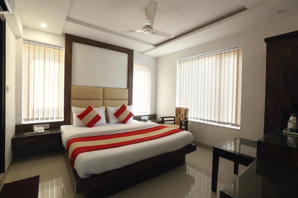 Itsy By Treebo - Baba Residency Hotel New Delhi Eksteriør billede